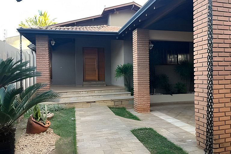 Recanto Reino Encantado 2 / Vacation home in Olímpia